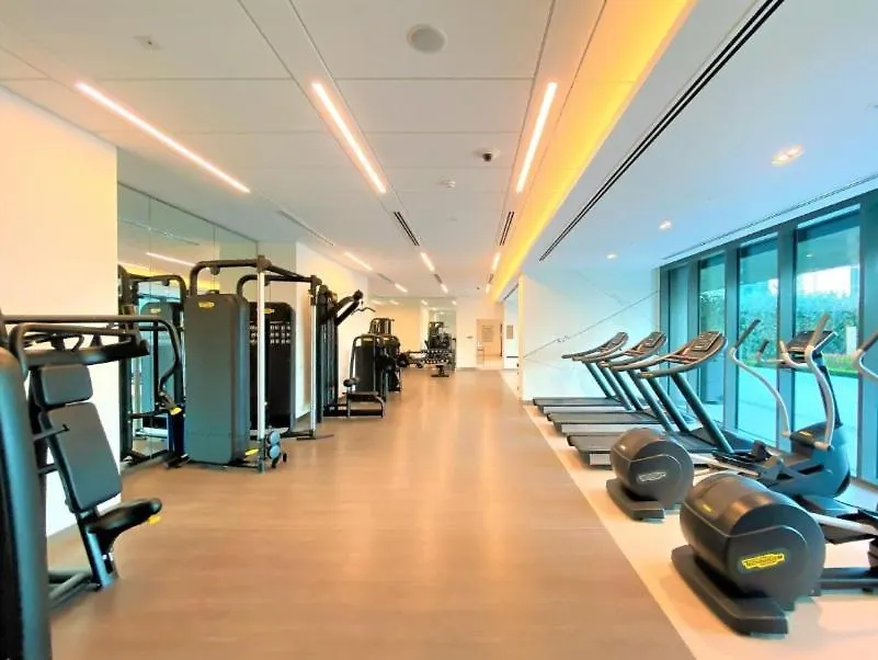 Luxurious 2-Br In Downtown Dubai Apartment